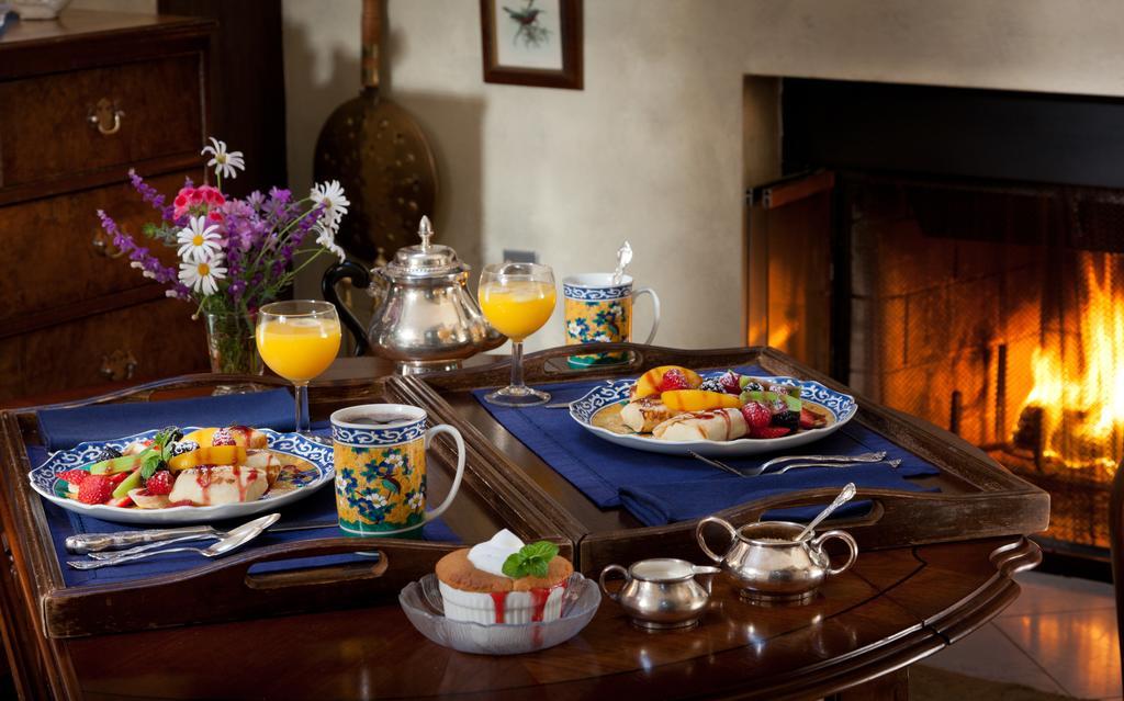 Old Monterey Inn ภายนอก รูปภาพ
